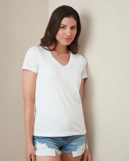 V-neck T-shirt for women