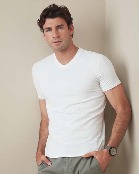 V-neck T-shirt for men